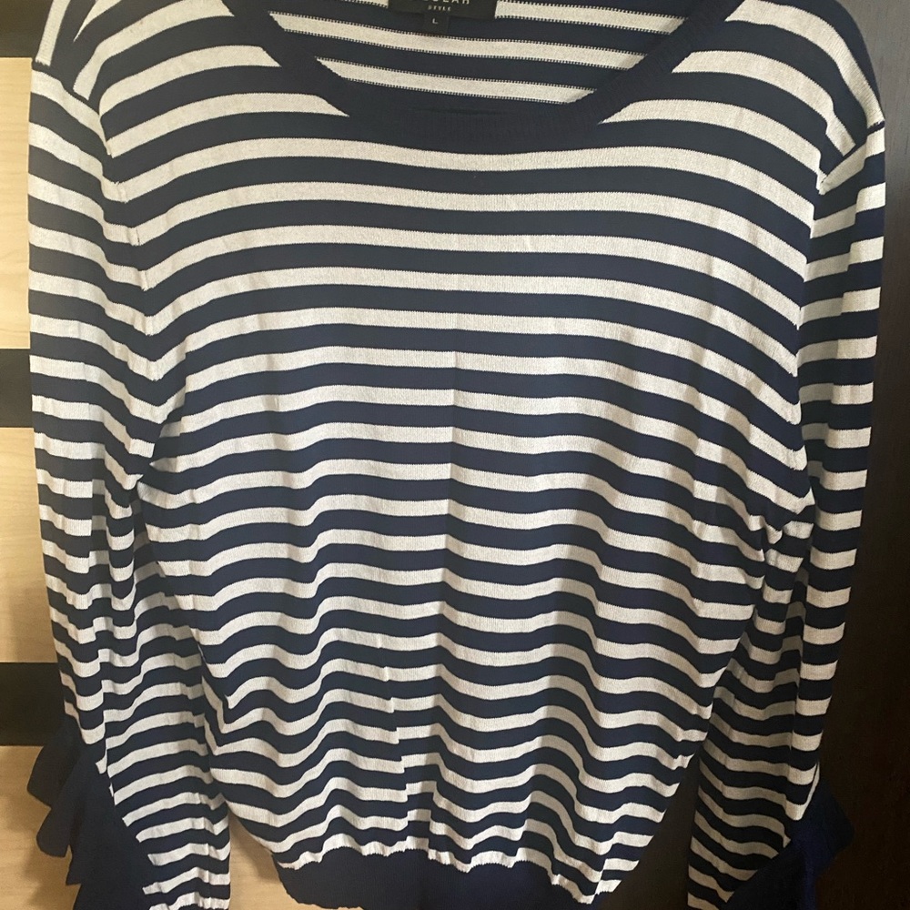 BEULAH sweater